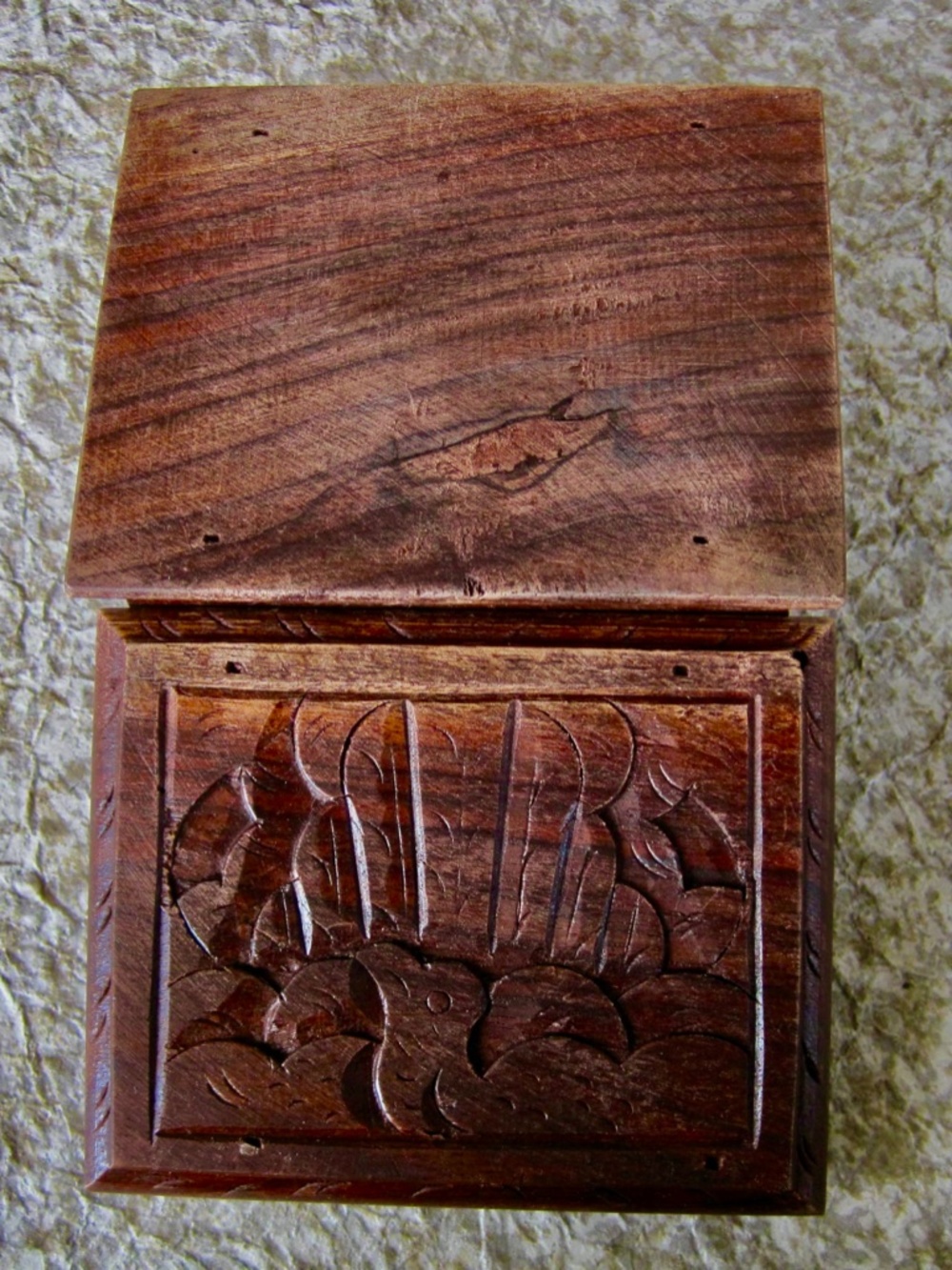 Vintage Hand Carved Wood 4" x 3 1/4" Trinket Box with Hinge Lid - Picture 5 of 5